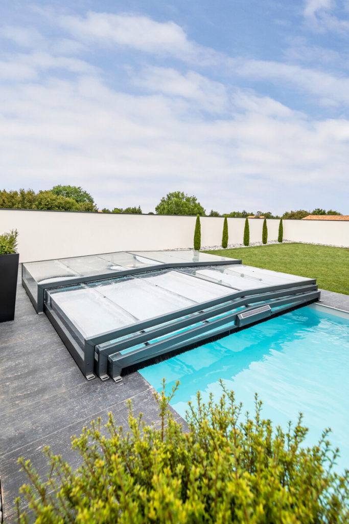 L'abri de piscine permet-il d'augmenter la température de l'eau ?- Gustave  Rideau