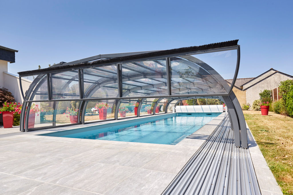 ABRI_PISCINE_ELLIPTIK_MIHAUT_2019_LAMOUREUX_300RVB-38-.jpg-1200px-1024x682