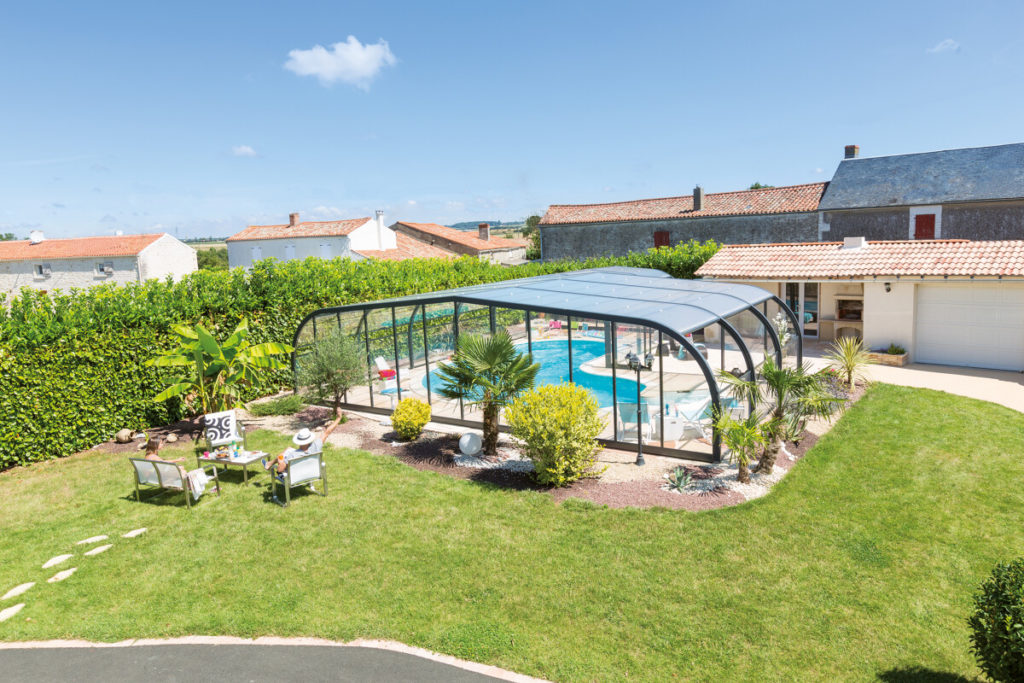 ABRI_PISCINE_RIDEAU_2014_ELLIPTIK_HAUT_FIXE_MJA_300RVB-17-.jpg-1200px-1024x683