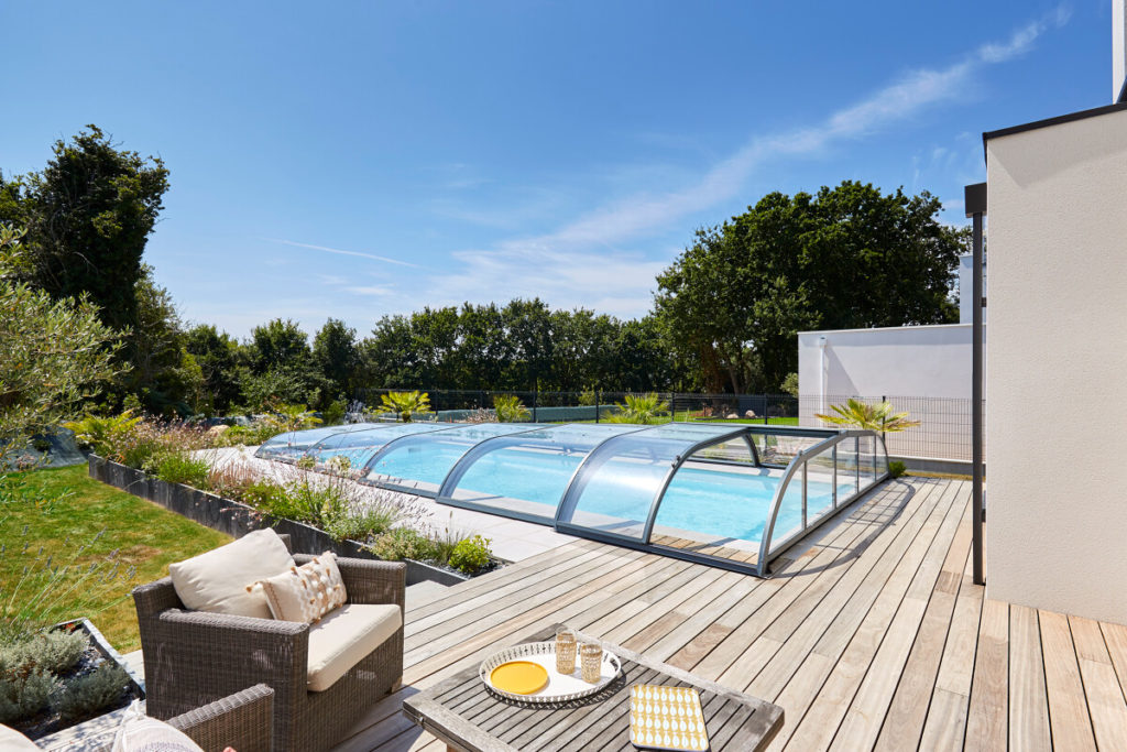ABRI_PISCINE_RIDEAU_2019_ELLIPTIK_BAS_LAMOUREUX_300RVB-7-.jpg-1200px-1024x683