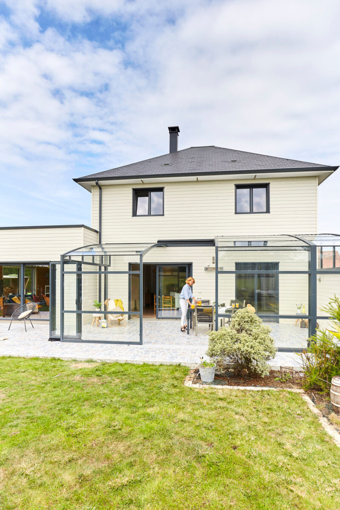 ABRI_TERRASSE_RIDEAU_TENDANZ_2018_LAMOUREUX_300RVB_158.jpg-1200px-3-683x1024