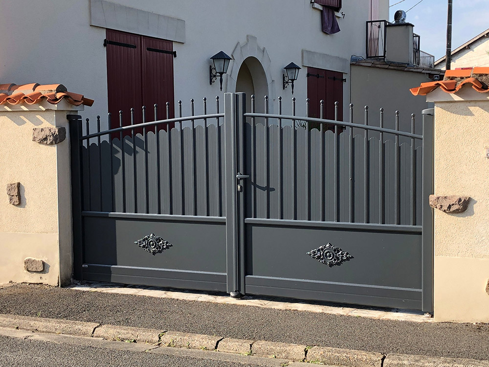 Portail-battant-aluminium-4