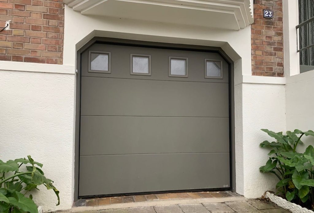 Porte-de-garage-sectionnelle-Denain-1024x695