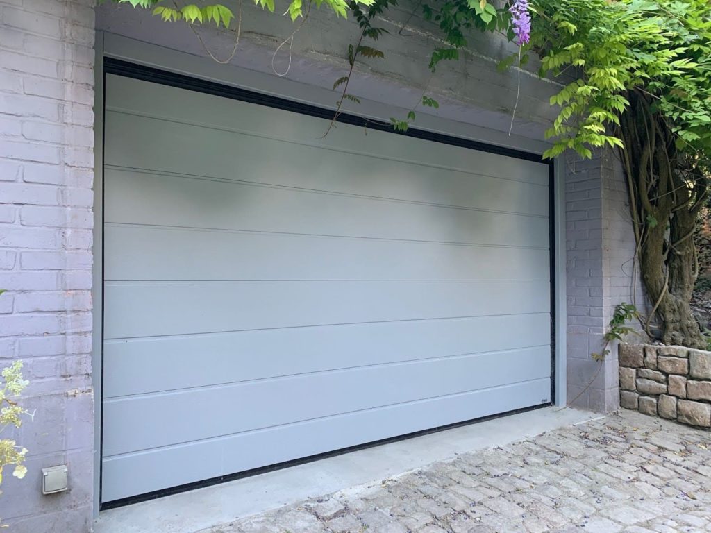 Porte-de-garage-sectionnelle-Valenciennes-1024x768