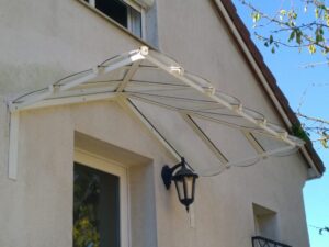 Trianon-retro-blanche-vue-de-cote-Client-1024x768